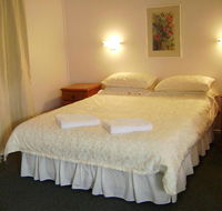 River Park Motor Inn - New Castle Holiday