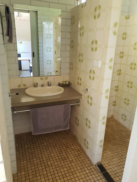 River Village Motel & Holiday Units - New Castle Holiday 1