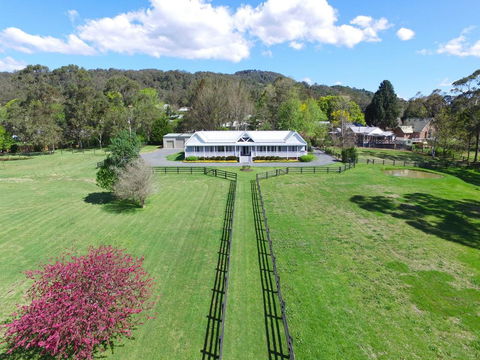 Rivermist - Luxury 6 Bedrooms & 6 Bathrooms! - New Castle Holiday 0