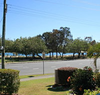 RIVERVIEW UNIT 6 CURRUMBIN - New Castle Holiday