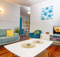 Robins Nest - New Castle Holiday