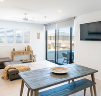 Rockpools 3 - New Castle Holiday