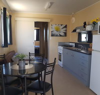 Rocks Retreat Cabin 3 - Lobster - New Castle Holiday