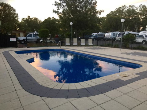 Roma Big Rig Tourist Park - New Castle Holiday 1