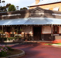 Rose  Crown Hotel - New Castle Holiday