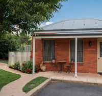 Ross Motel - New Castle Holiday