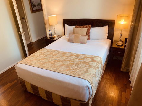 Royal Albert Hotel - New Castle Holiday 2