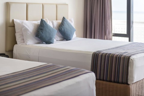 Rydges Esplanade Resort Cairns - New Castle Holiday 3