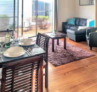 Rye 6 Carpark Walk to Shops Beach Wine Wifi  Netflix - New Castle Holiday