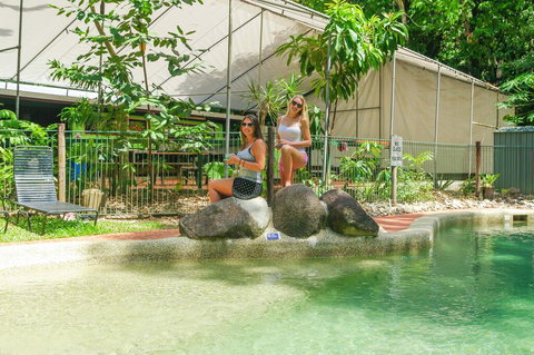 Safari Lodge - New Castle Holiday 2