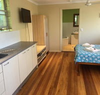 Safety Beach Ocean Bungalows - New Castle Holiday