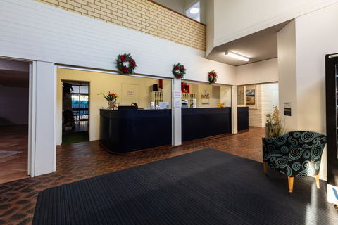 Sails Geraldton Accommodation - New Castle Holiday 1
