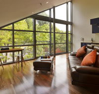 Salamanca Wharf Hotel - New Castle Holiday