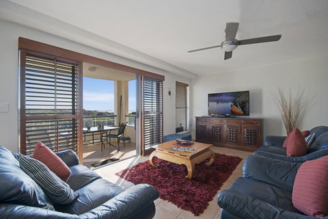 Salerno On The Beach - New Castle Holiday 1