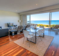 SALT - New Castle Holiday