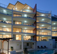 Salt on Kings Apartments - New Castle Holiday