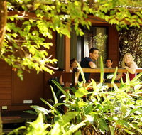 Samurai Beach Bungalows - Port Stephens YHA - New Castle Holiday