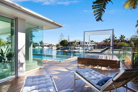 Sanctuary On Water - New Castle Holiday 3