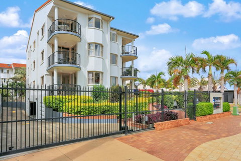 Santalina Beach Gem - New Castle Holiday 0