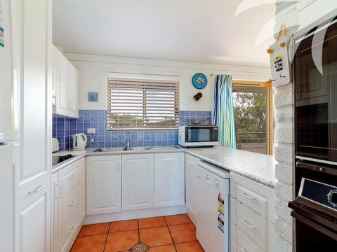 Sapphire - Oceanside 20 - New Castle Holiday 1