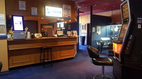 Sarina Hotel - New Castle Holiday 2