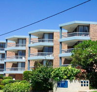 Sea Point Ocean Apartments - New Castle Holiday