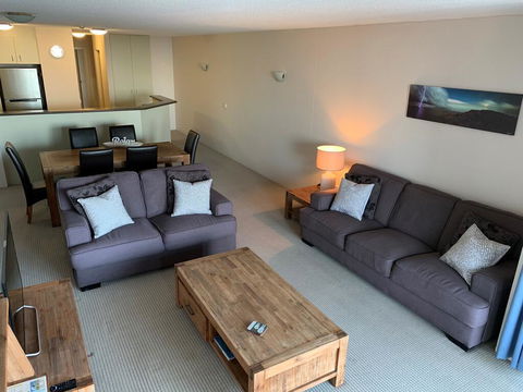 Sea Point Ocean Apartments - New Castle Holiday 1