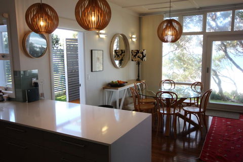 SEA URCHIN - New Castle Holiday 2