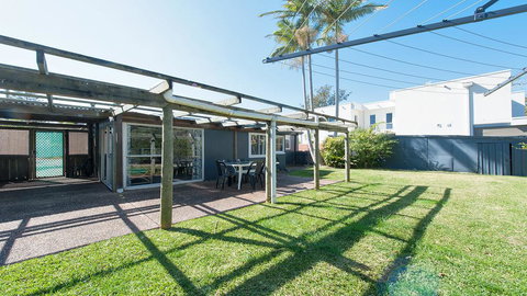 Sea Urchin, 9 Sandy Point Road - New Castle Holiday 3