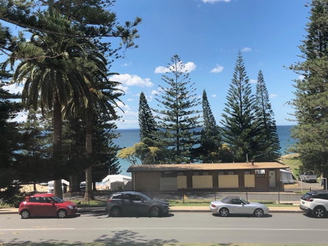 Seabreeze Beach Hotel - New Castle Holiday 1