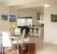 Seaside Retreat - New Castle Holiday