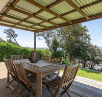 Seaspray on Culburra - dolphin and whale watching - New Castle Holiday