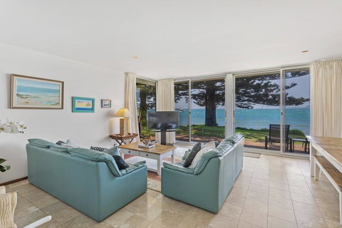 Seaview Cresent, 4 - New Castle Holiday 3