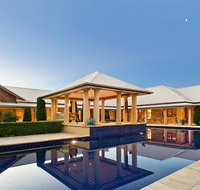 Secret Garden - New Castle Holiday