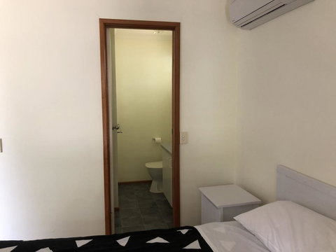 Self-contained Studio - New Castle Holiday 2