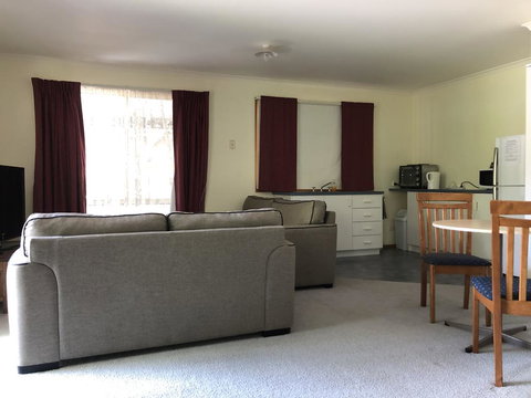 Self-contained Studio - New Castle Holiday 1