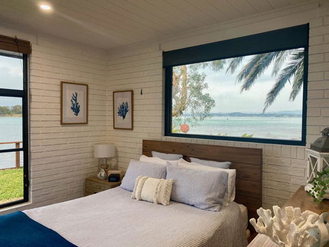 Serenity By The Lake - New Castle Holiday 1