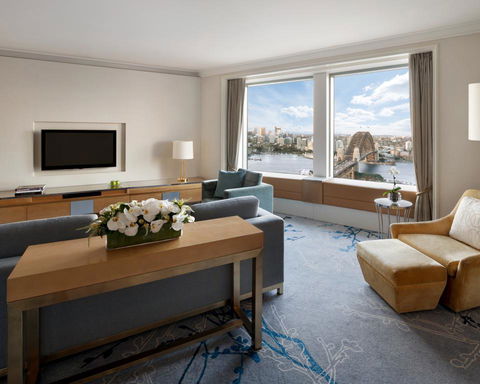 Shangri-La Hotel, Sydney - New Castle Holiday 1