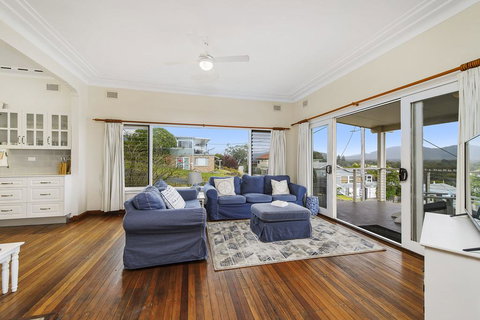 Shellseekers, 4 Hodgson Street - New Castle Holiday 2