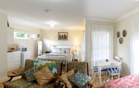 Shelton-Lea Bed & Breakfast - New Castle Holiday 3