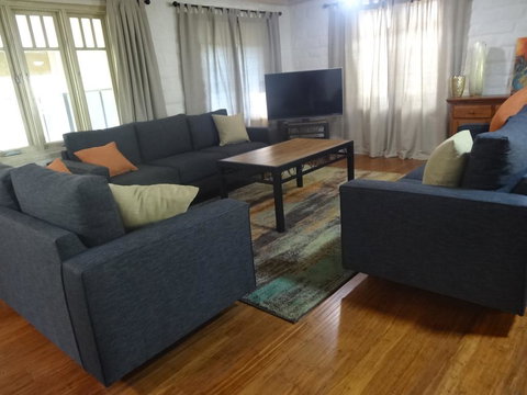 Shepherds Gully - New Castle Holiday 0