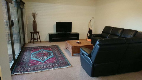 Shepparton Golf Motel - New Castle Holiday 3