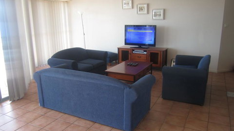 Shoal Bay Road, 33B 'Palm Beach' - New Castle Holiday 3