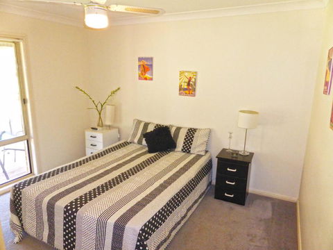 Shore Bet @ Culburra Beach - New Castle Holiday 1