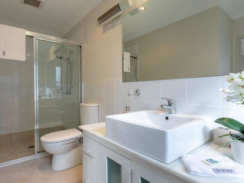 Shore To Please - Comfort, Cafes And Beaches - New Castle Holiday 2