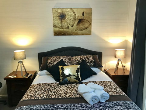 Short Stays Gippsland (Newborough) - New Castle Holiday 0