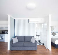Siesta Central Apartments - New Castle Holiday