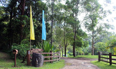 Silk Pavilions Glamping - New Castle Holiday 3