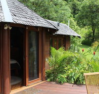 Silk Pavilions Glamping - New Castle Holiday