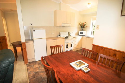 Silver Birches Holiday Unit 10 - New Castle Holiday 0